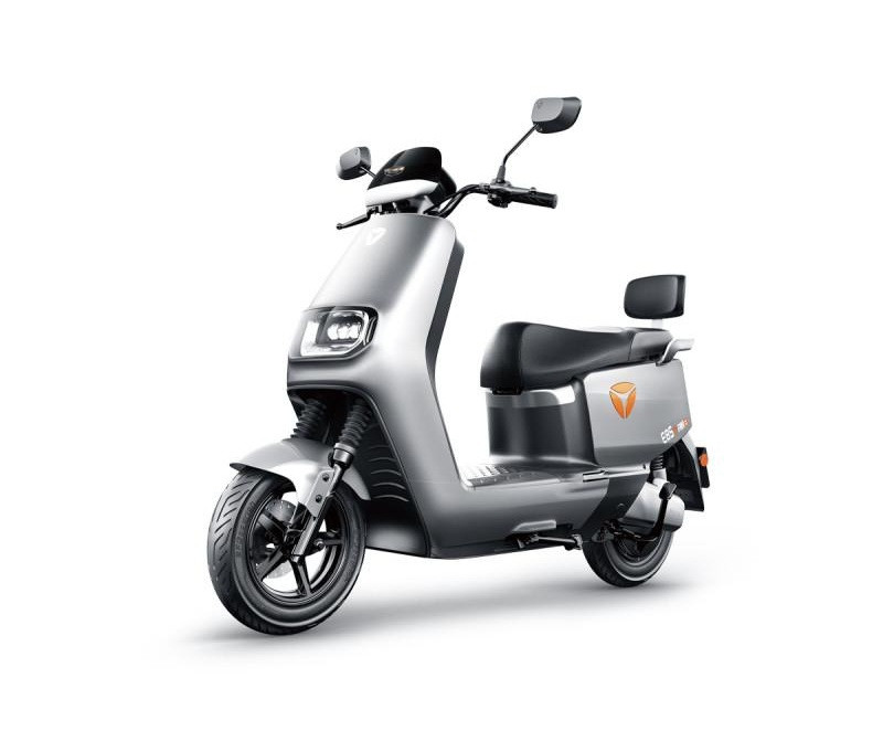 Yadea E 8 S - skuter